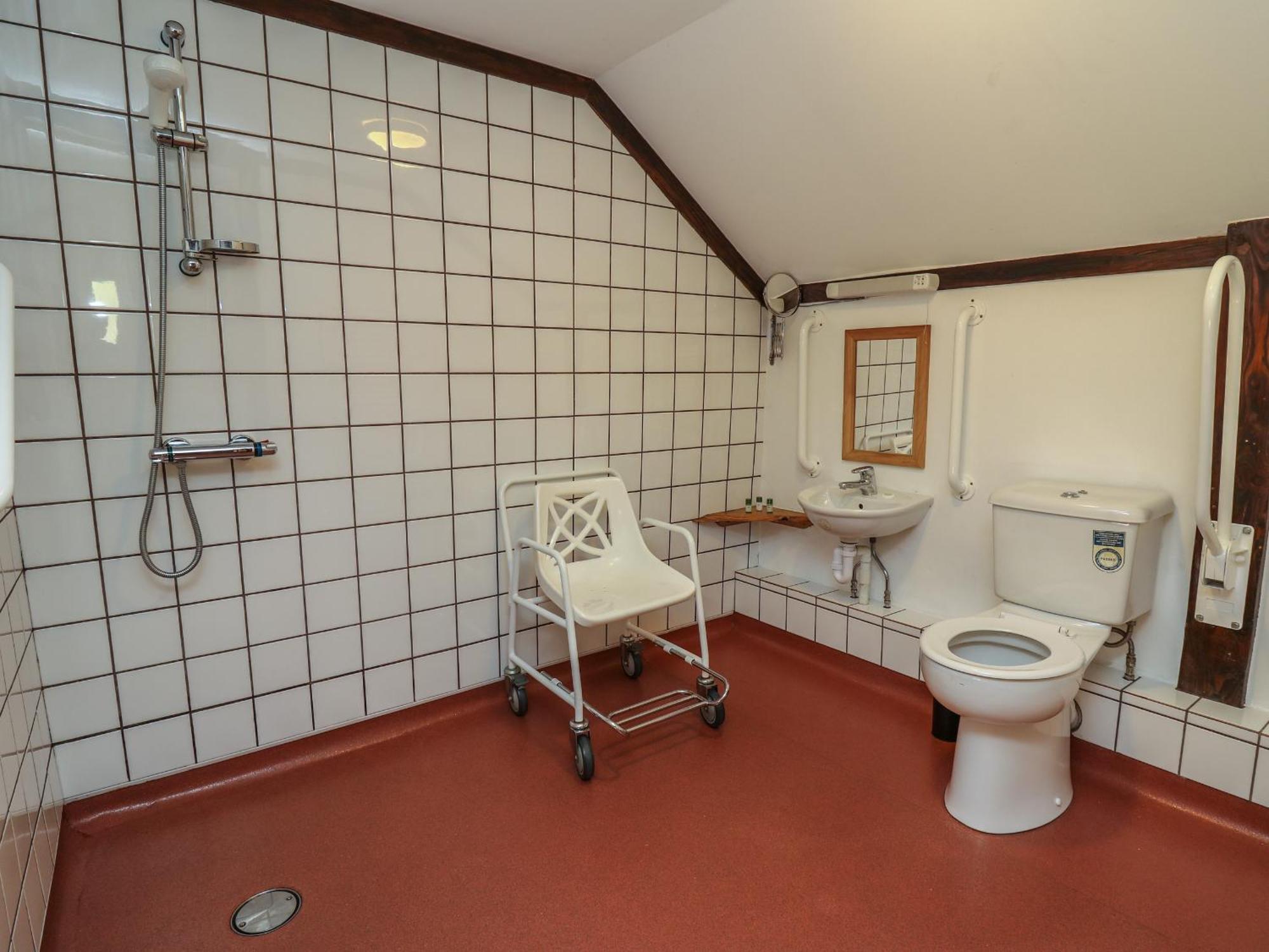 Y Felin Villa Llanybyther Kültér fotó