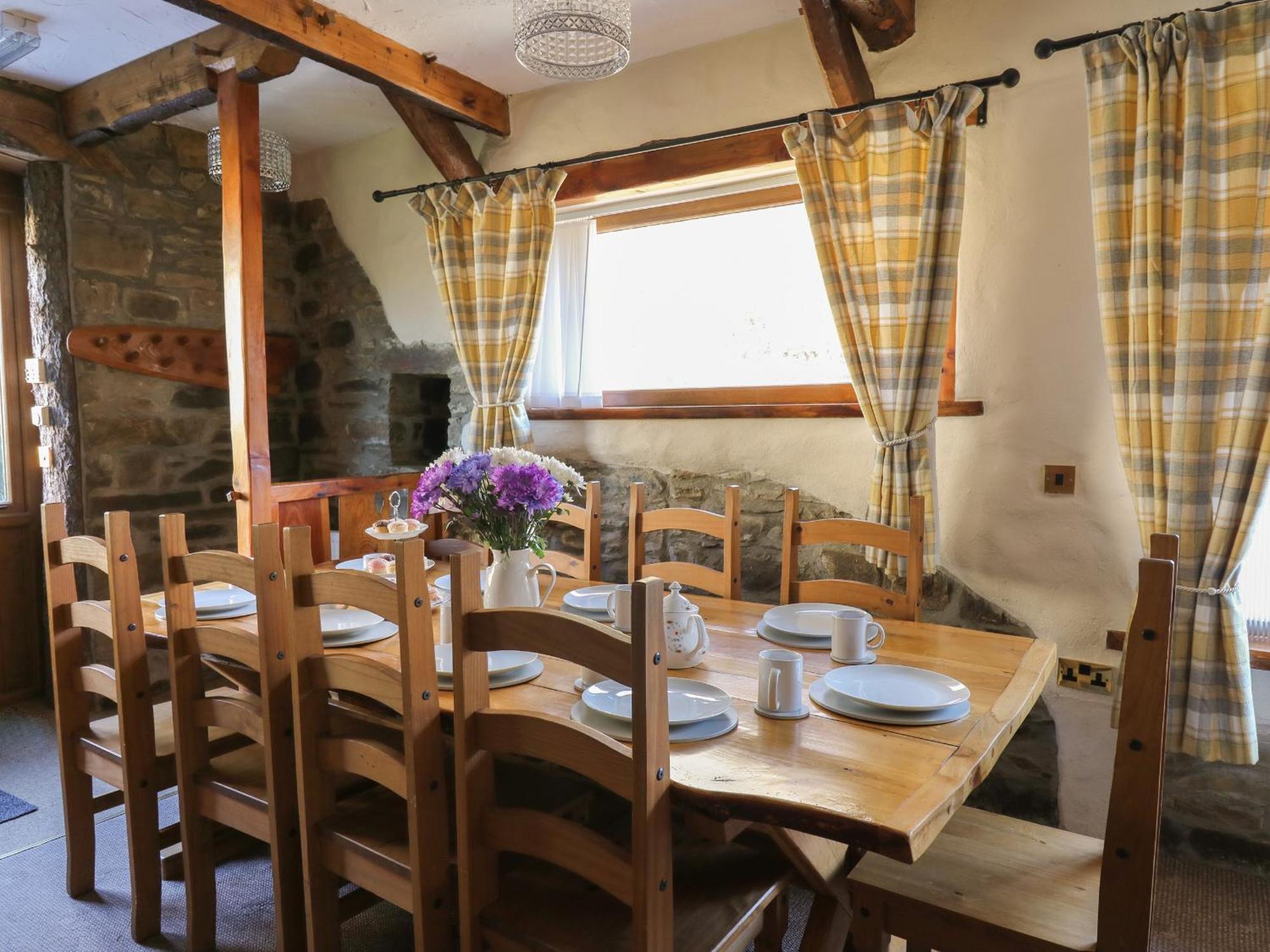 Y Felin Villa Llanybyther Kültér fotó